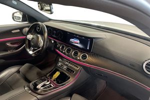 Mercedes E300 bild 9