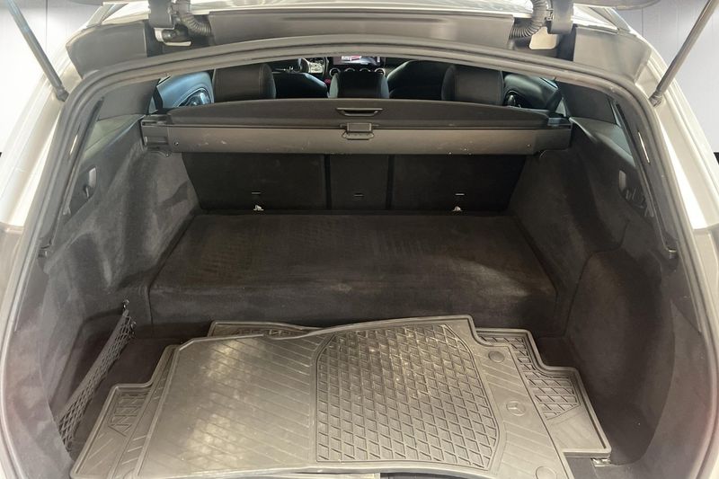 Mercedes E300 bild 14