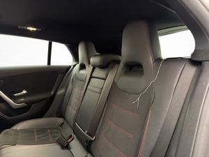 Mercedes CLA180 bild 30