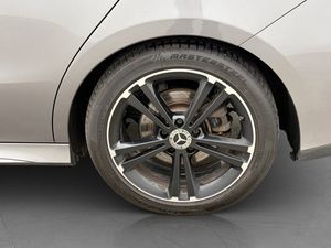 Mercedes CLA180 bild 33
