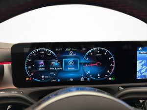 Mercedes CLA180 bild 18