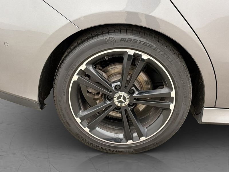 Mercedes CLA180 bild 34