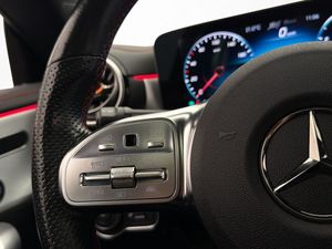 Mercedes CLA180 bild 17