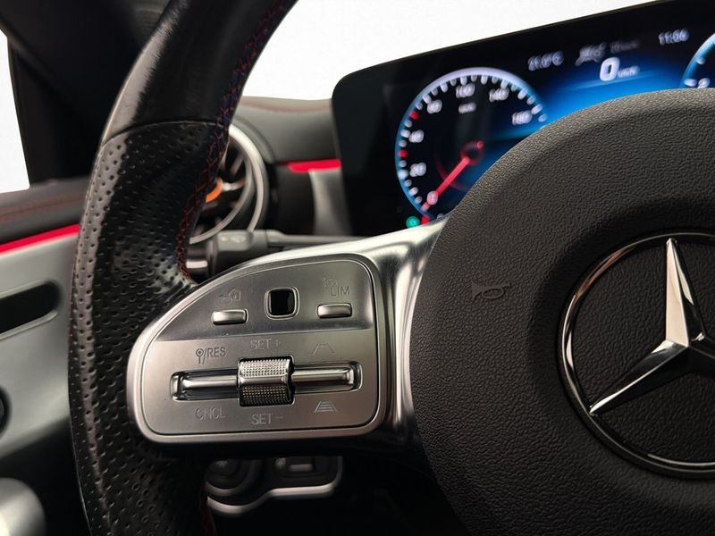 Mercedes CLA180 bild 17