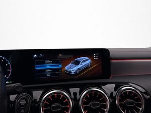 Mercedes CLA180 bild 24