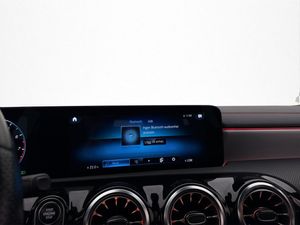 Mercedes CLA180 bild 23