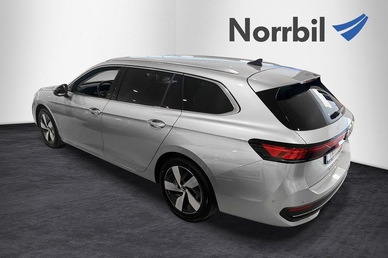 Volkswagen Passat bild 3
