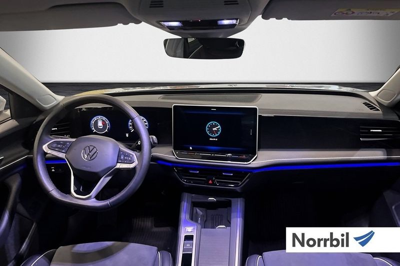 Volkswagen Passat bild 8