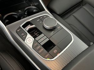 BMW 330 bild 8