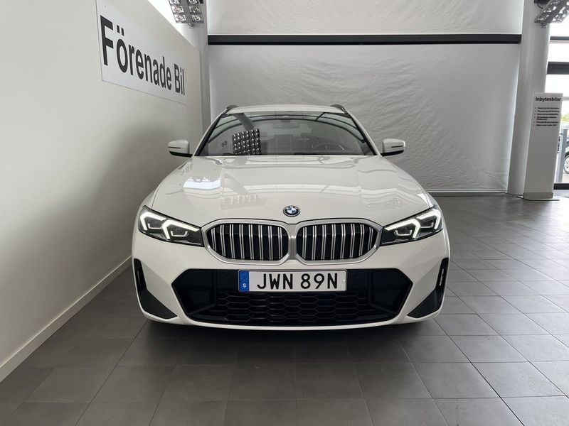 BMW 330 bild 2