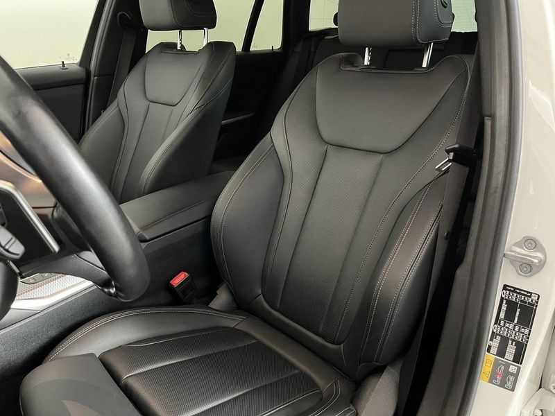 BMW 330 bild 7