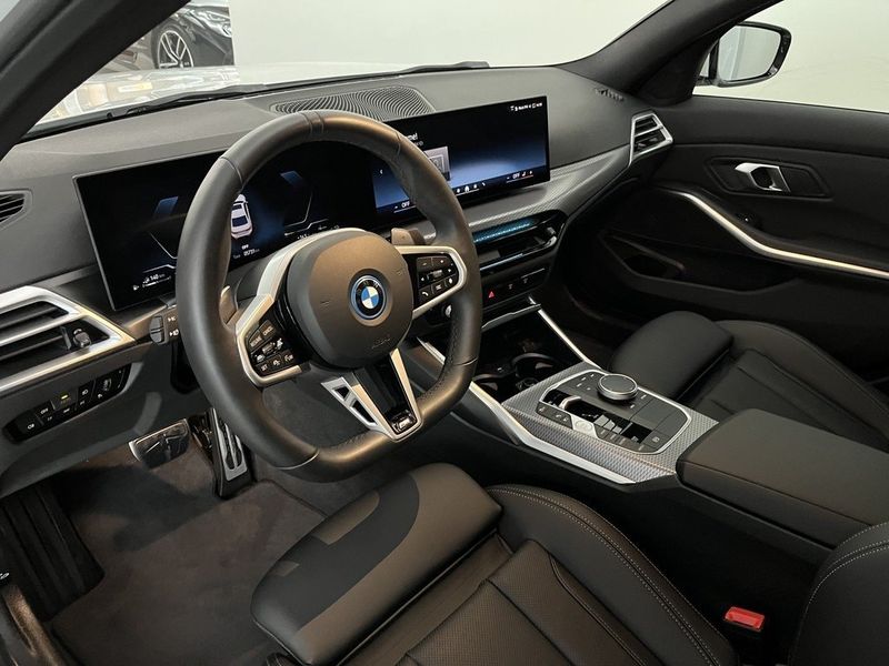 BMW 330 bild 6