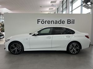 BMW 330 bild 3
