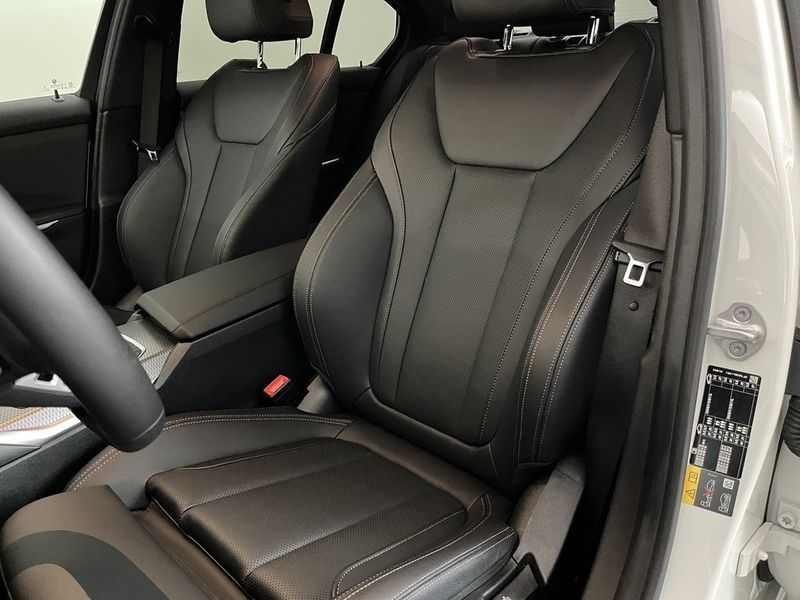 BMW 330 bild 7