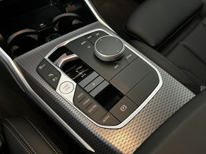 BMW 330 bild 8