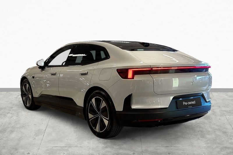 Polestar 4 bild 8