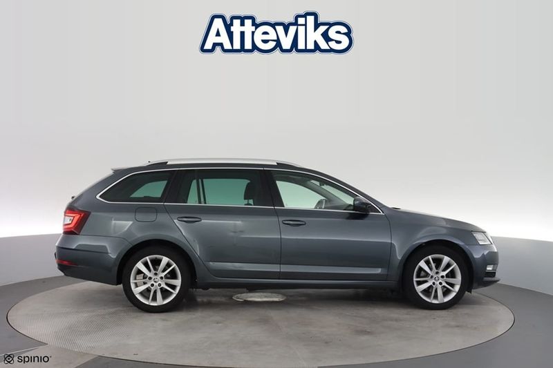 Skoda Octavia bild 2