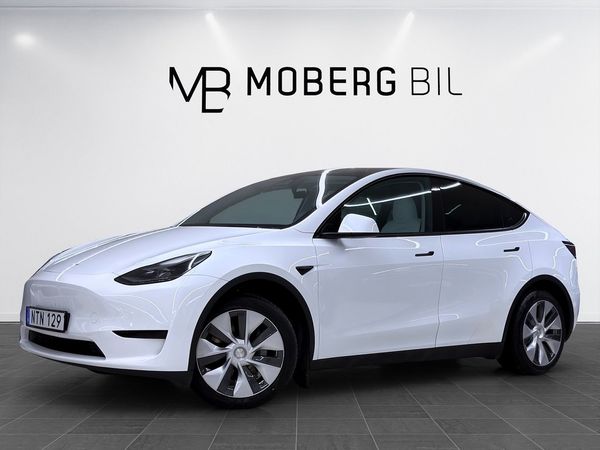 Tesla Model Y Standard Range 299hk Pano Läder drag Navi - 2023