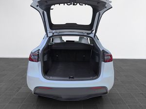 Tesla Model Y bild 8