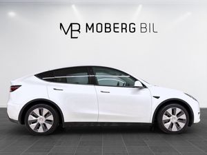 Tesla Model Y bild 5