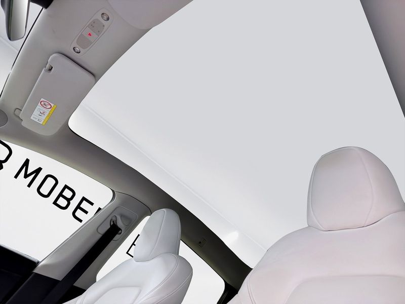 Tesla Model Y bild 14
