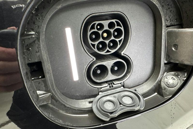 Mercedes EQE300 bild 15