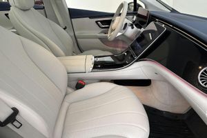 Mercedes EQE300 bild 7