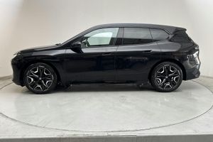 BMW iX bild 2
