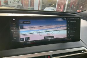 BMW iX bild 11