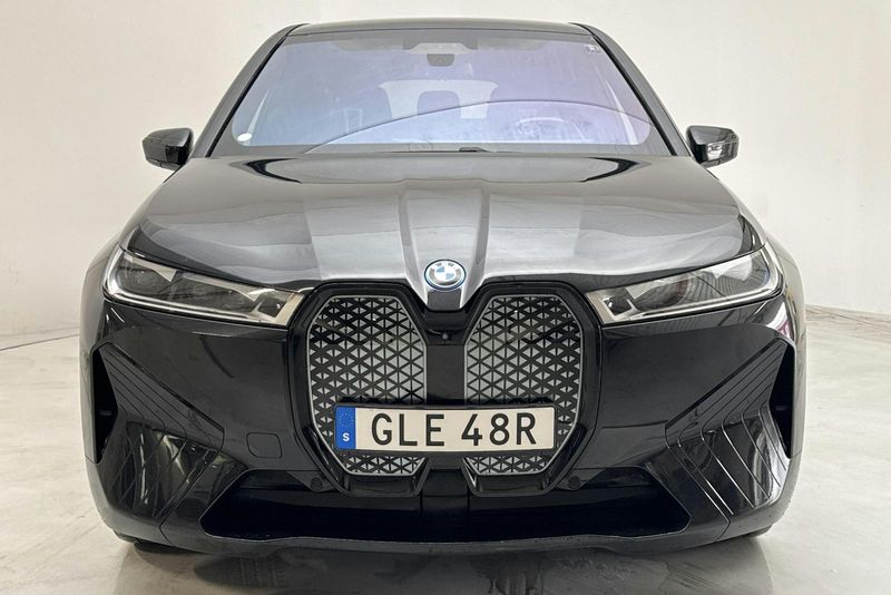 BMW iX bild 4