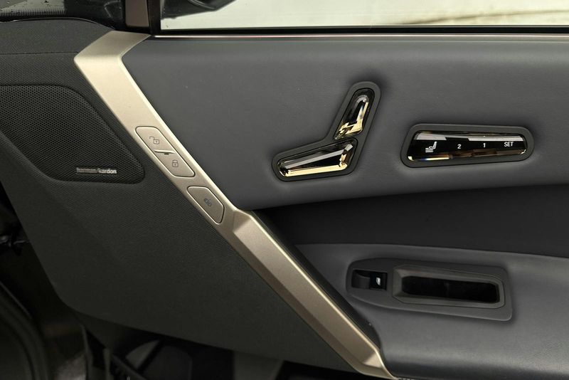 BMW iX bild 13