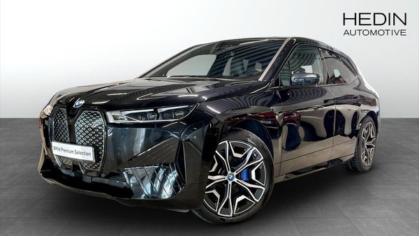 BMW iX 50 Sport Paket Drag Panorama Driving Ass Professional - 2023