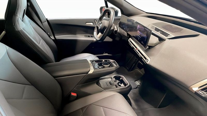 BMW iX bild 3