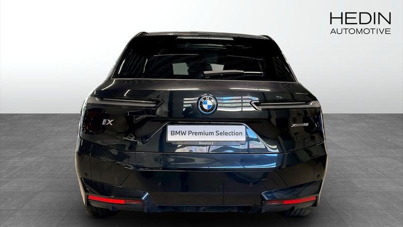 BMW iX bild 7