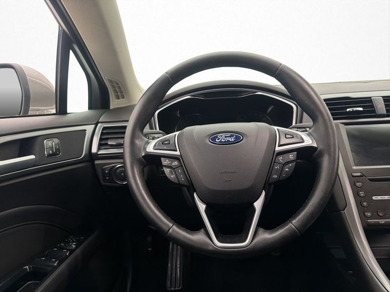 Ford Mondeo bild 19