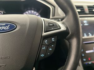 Ford Mondeo bild 29