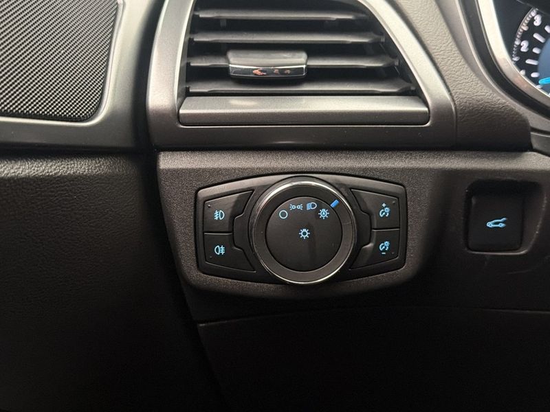 Ford Mondeo bild 31