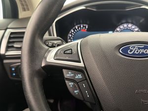 Ford Mondeo bild 30