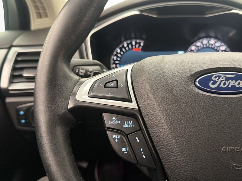 Ford Mondeo bild 30