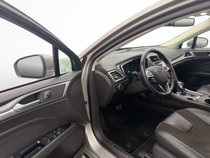 Ford Mondeo bild 20