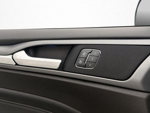 Ford Mondeo bild 32