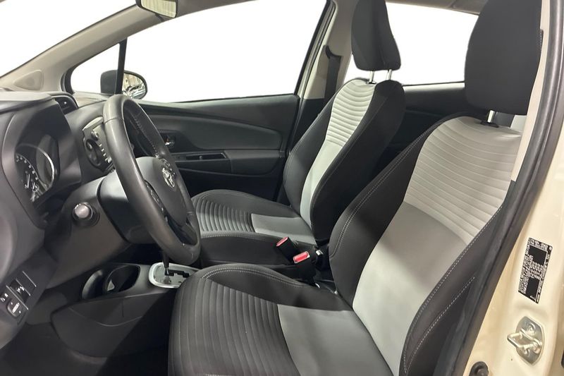 Toyota Yaris bild 13