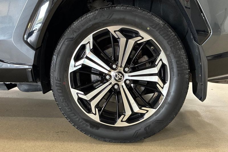 Toyota RAV4 bild 11