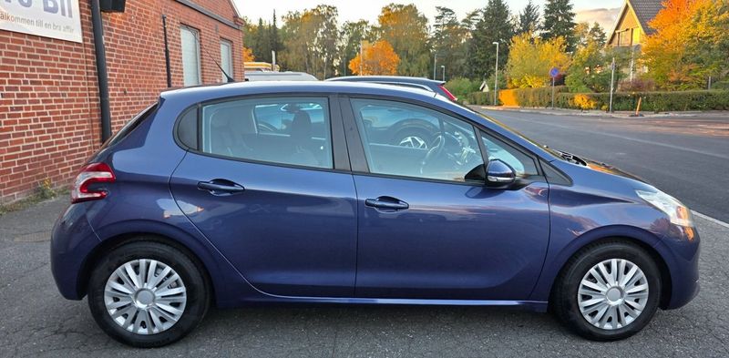 Peugeot 208 bild 6