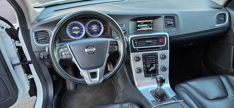 Volvo V60 bild 14