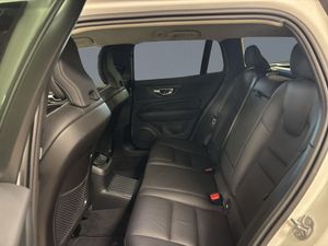 Volvo V60 bild 8