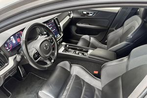 Volvo V60 bild 8