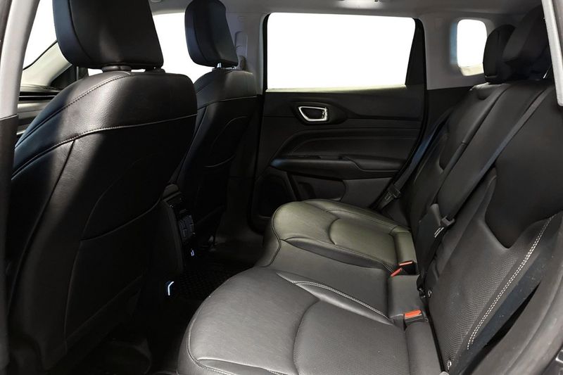 Jeep Compass bild 15
