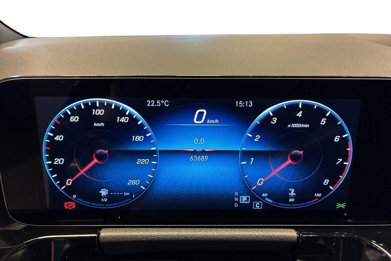 Mercedes GLA200 bild 12