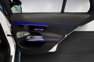 Mercedes E300 bild 18